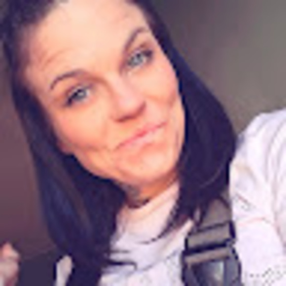 apriladams768
